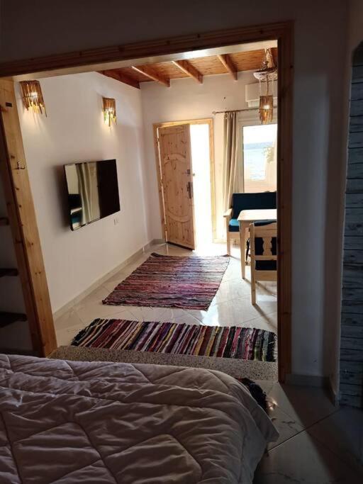 Sea Breeze Beach Studio Дахаб Экстерьер фото