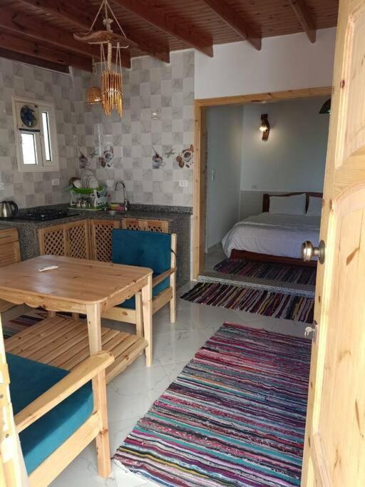Sea Breeze Beach Studio Дахаб Экстерьер фото